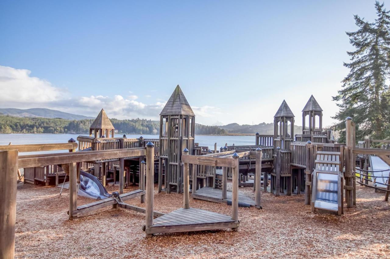 Dock Of The Bay 305 Villa Lincoln City Bagian luar foto